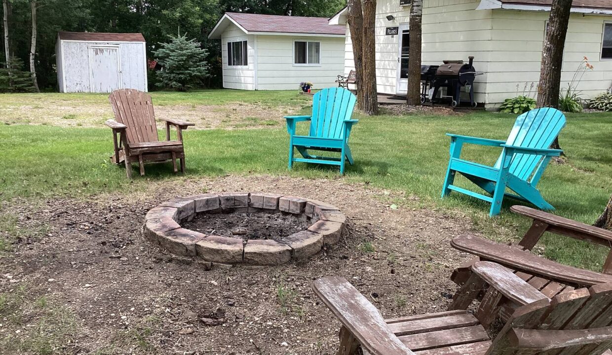 11549350-DyD5bQdBzl3mnVZ6