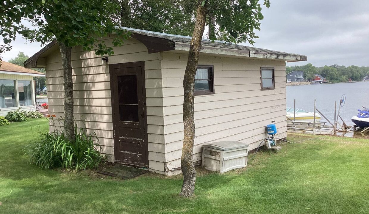 11549350-FztKBdbXlVbYgSxT