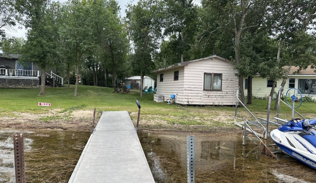 11549350-Yf6vN7K4YCdc5wvd