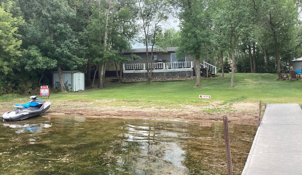 11549350-d2NKlHHZysgvzB16