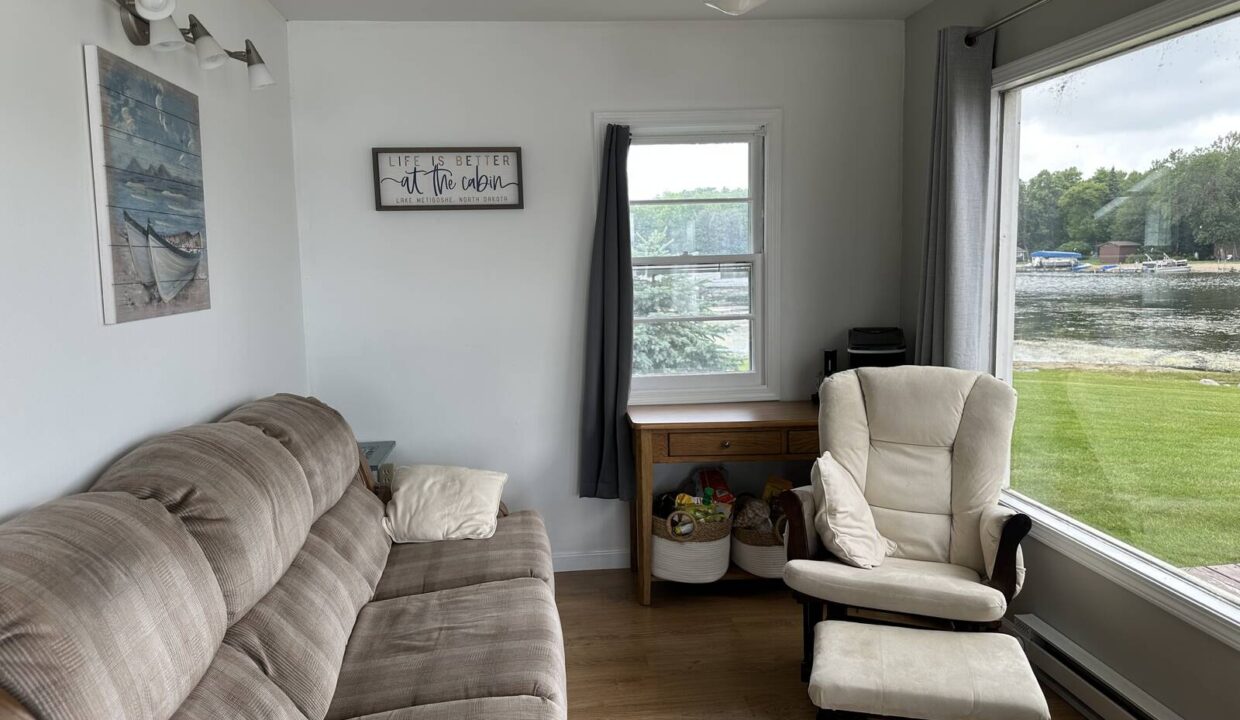 11549508-jtctkfXJ95s74wXD