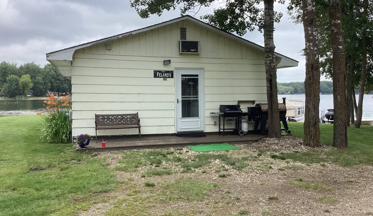 11549508-p9ZXPhN4k3mxGwNv